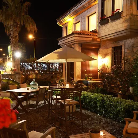 Opia Alacati